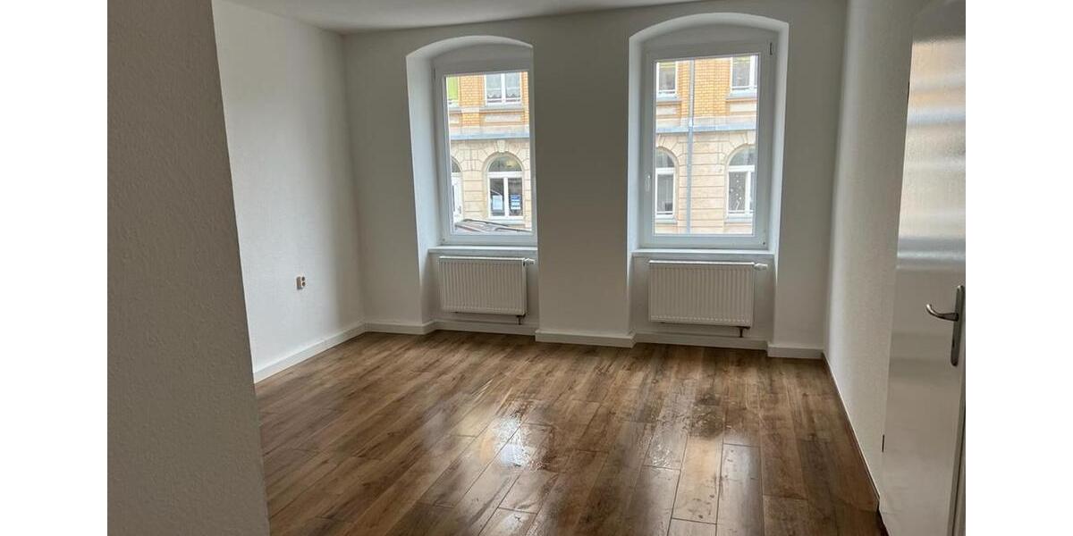 Rarität - Tolle 5 Zimmer Altbauwohnung mit EBK - Frisch Renoviert - 300m vom Markplatz 5 zimmer