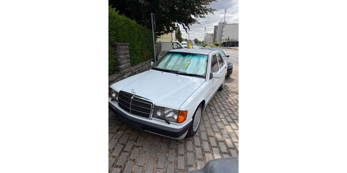 Mercedes-Benz 190 327.017 km 4.900 &euro; Kerpen-Horrem 50169