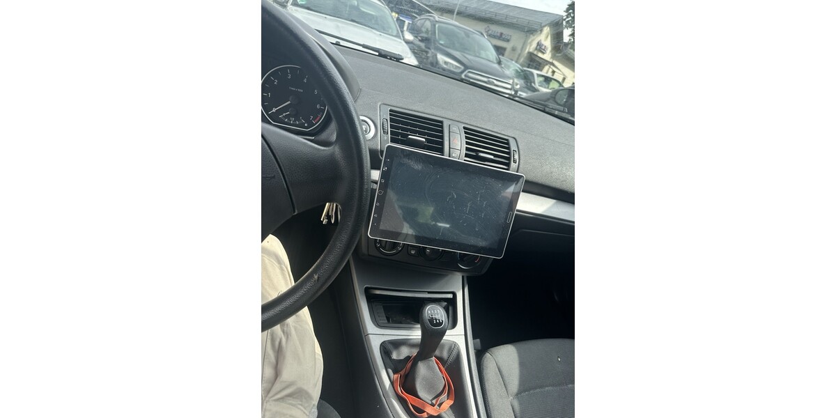 BMW 1er 198.000 km 2.200 &euro; Augsburg 86150