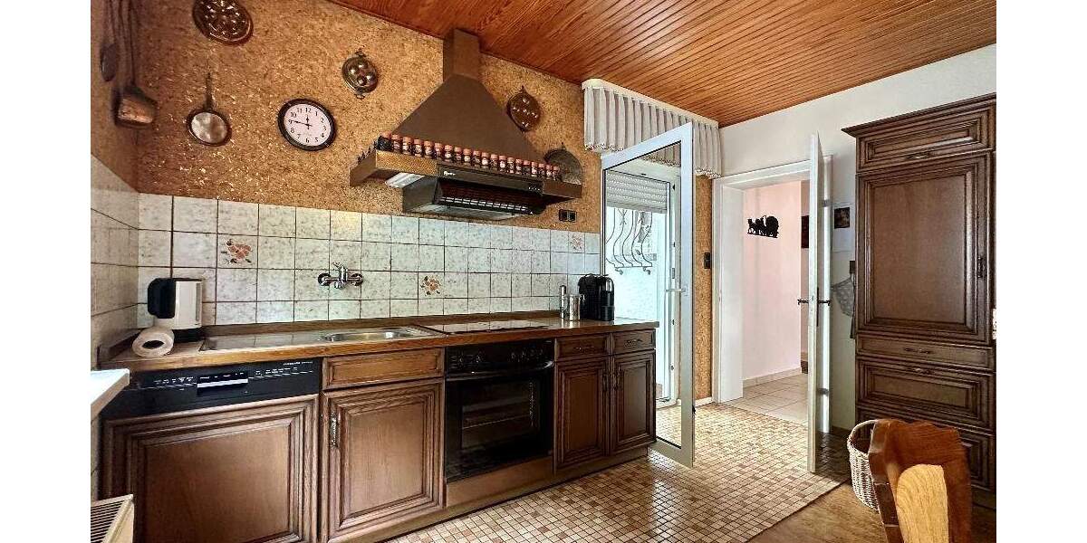 Einfamilienhaus Waldfischbach - 5 Zimmer, 151 m&sup2;, 219.000&euro; | Angebot:25802498