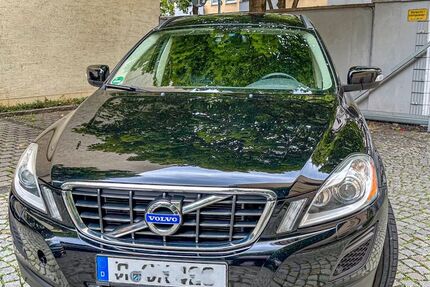 Volvo XC60 199.500 km 10.400 € München 81371