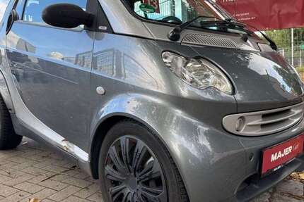 Smart forTwo 149.711 km 1.350 € Hamburg 22043