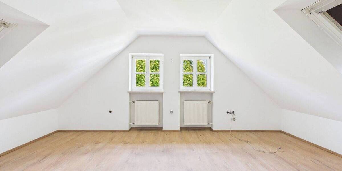 Einfamilienhaus Landshut Berg - 9 Zimmer, 230 m&sup2;, 995.000&euro; | Angebot:26798186