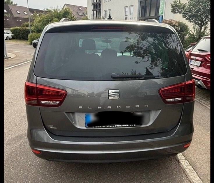 Seat Alhambra 107.000 km 19.800 € Reutlingen 72768