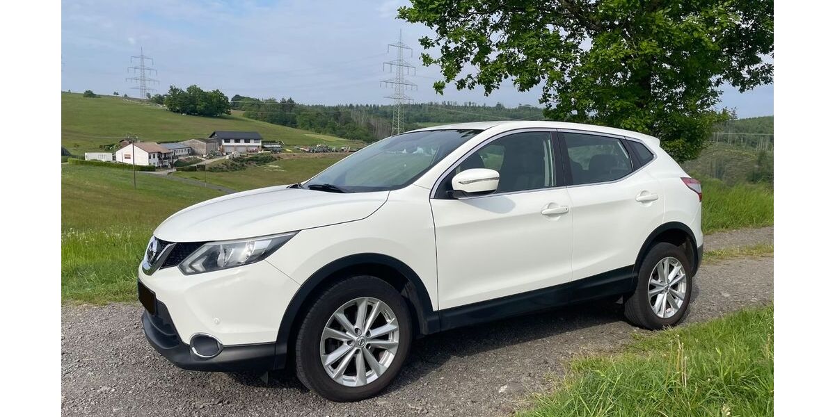 Nissan Qashqai 99.583 km 9.500 &euro; Morsbach 51597
