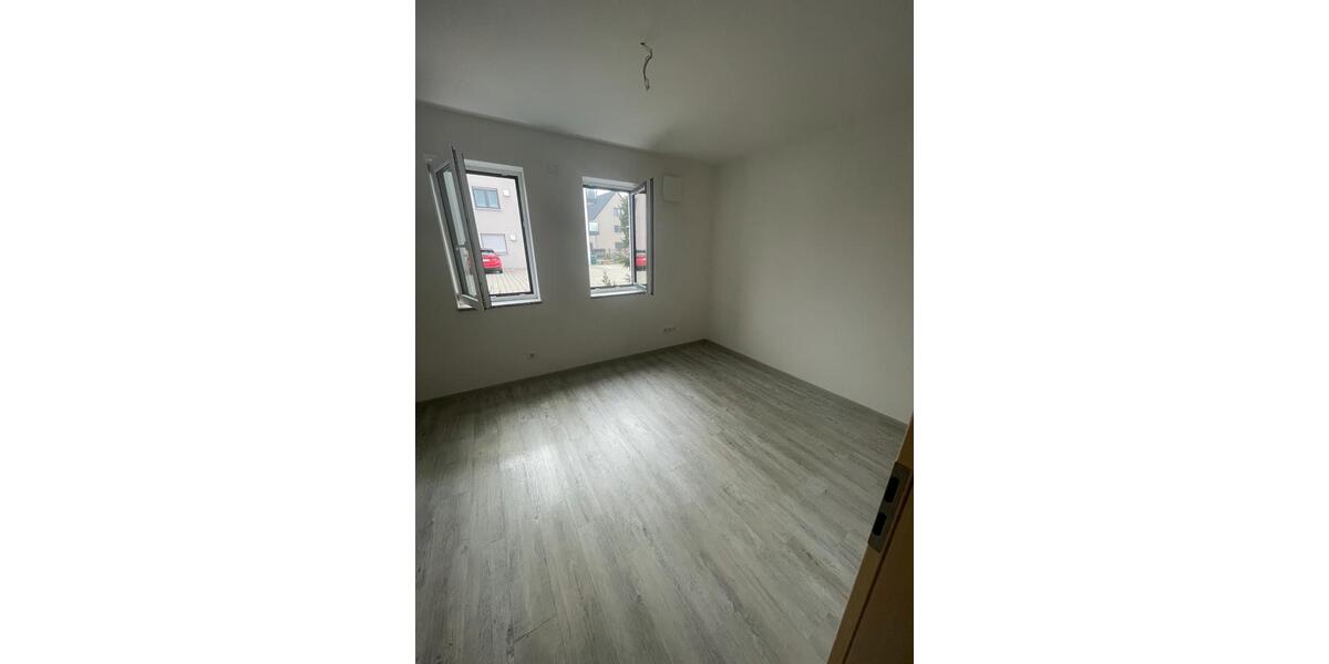 Erdgeschoßwohnung Neustadt an der Donau - 3 Zimmer, 88 m&sup2;, 930&euro; | Angebot:25376296