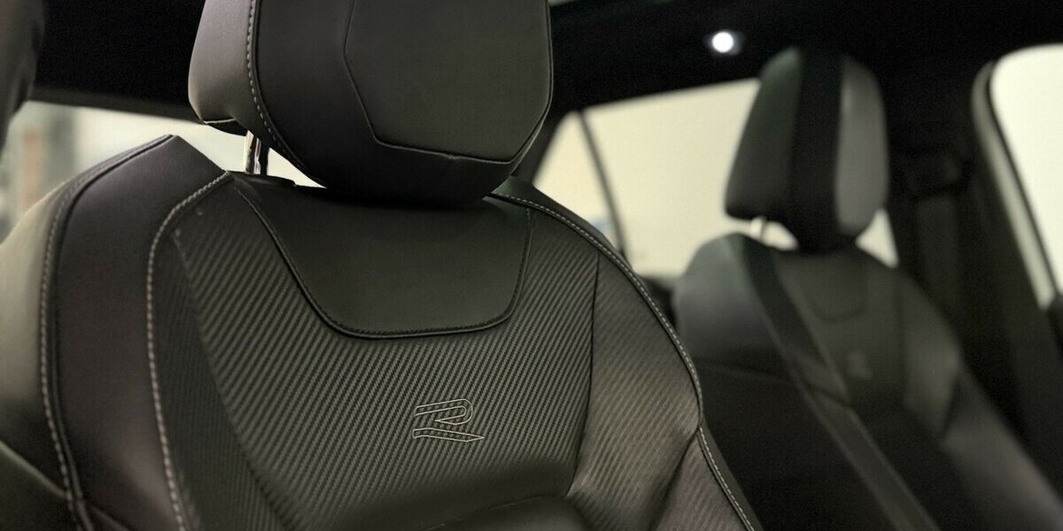 VW T-Roc R-Line/4Motion/Pano/Memory/Keyles 64.000 km 28.250 &euro; Mönchengladbach 41066