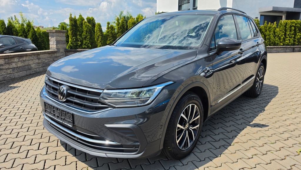 VW Tiguan 200.405 km 17.900 &euro; Heuchelheim 35452