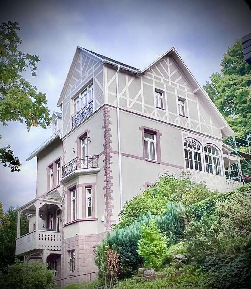 Haus zum Kaufen in Baden Baden 2.100.000 € 300 m²