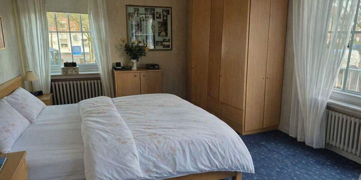 Doppelhaushälfte Sonsbeck - 9 Zimmer, 230 m&sup2;, 440.000&euro; | Angebot:25711075
