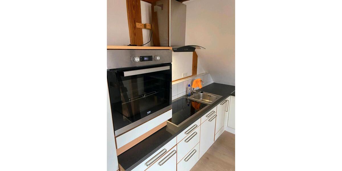 Dachgeschoßwohnung Rühen - 3 Zimmer, 65 m&sup2;, 639&euro; | Angebot:25369505