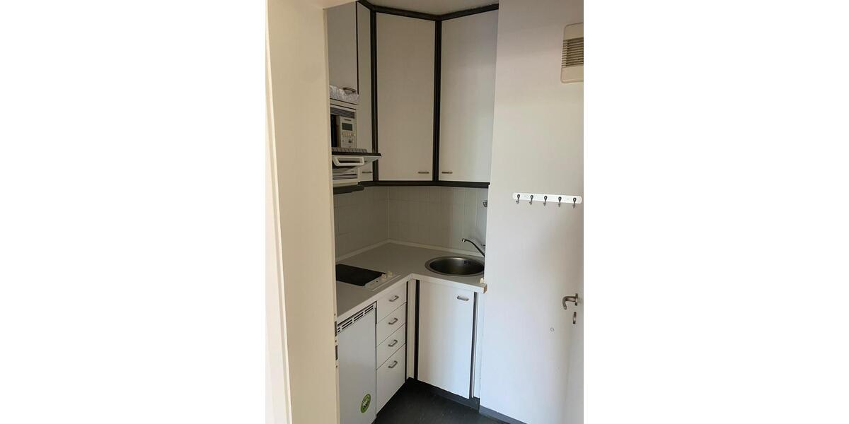 Etagenwohnung Unterhaching - 1.5 Zimmer, 42 m&sup2;, 1.200&euro; | Angebot:25811084