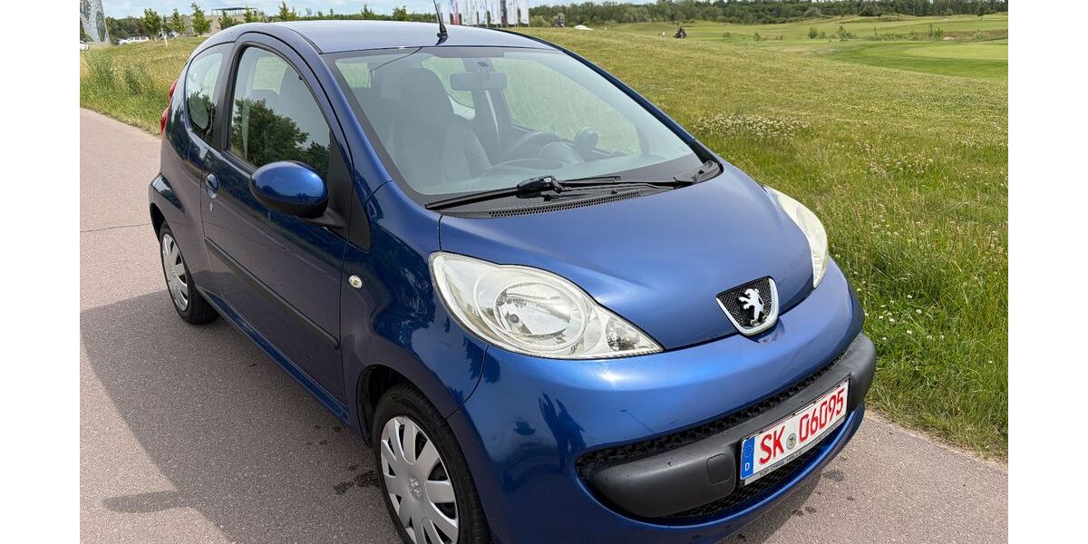 Peugeot 107 80.000 km 2.999 &euro; HALLE 06116