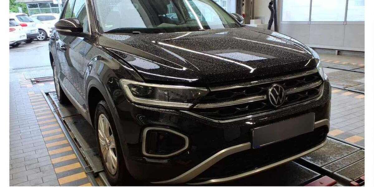 VW T-Roc 26.936 km 25.230 &euro; Stuttgart/Vaihingen 70563