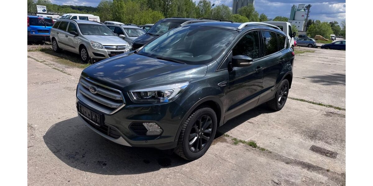 Ford Kuga 46.907 km 15.999 &euro; Chemnitz 09114