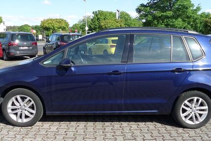VW Golf Sportsvan 130.000 km 12.990 &euro; Erlenbach a. Main 63906
