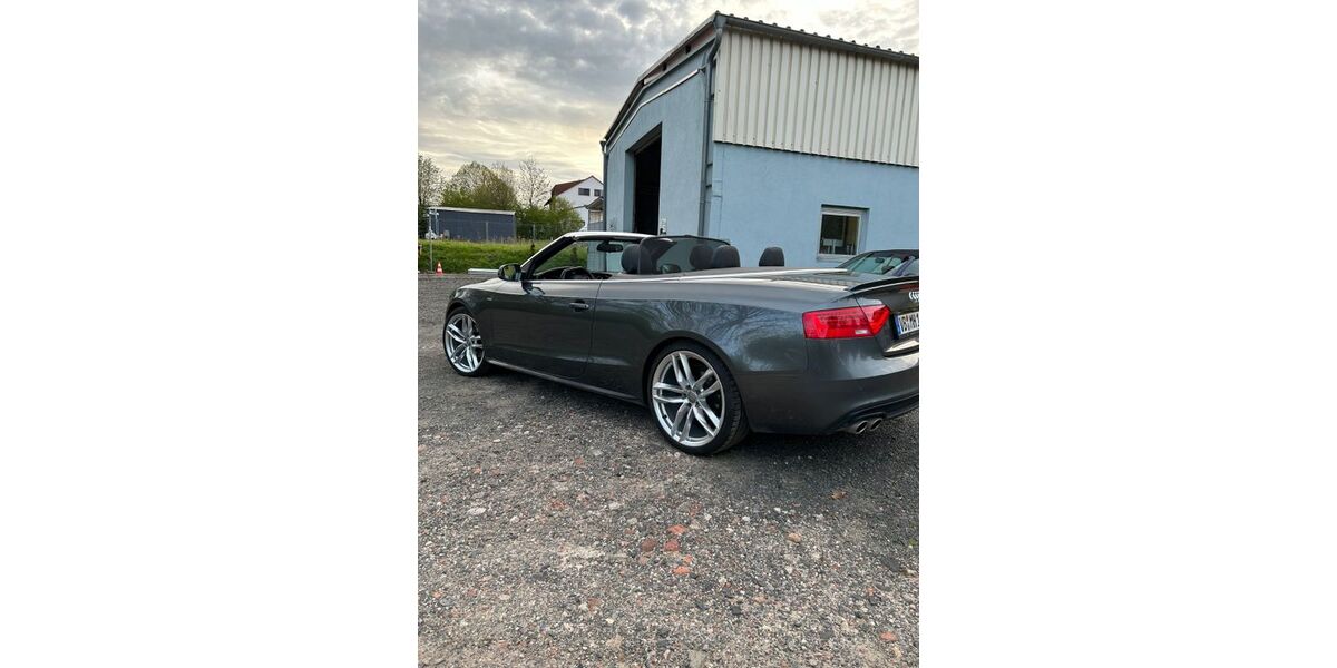 Audi A5 120.000 km 17.200 &euro; Mücke 35325