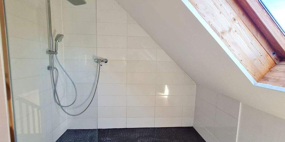 Doppelhaushälfte Magdeburg Salbke - 4 Zimmer, 100 m&sup2;, 230.000&euro; | Angebot:25731335
