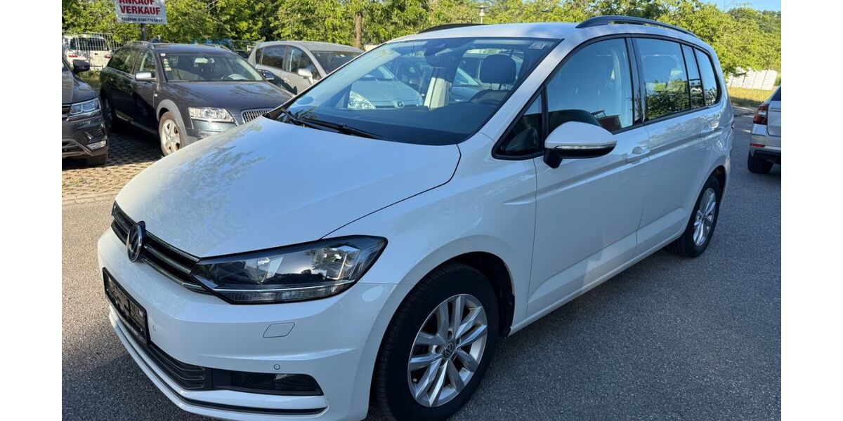 VW Touran 208.820 km 10.790 &euro; Vilsbiburg 84137