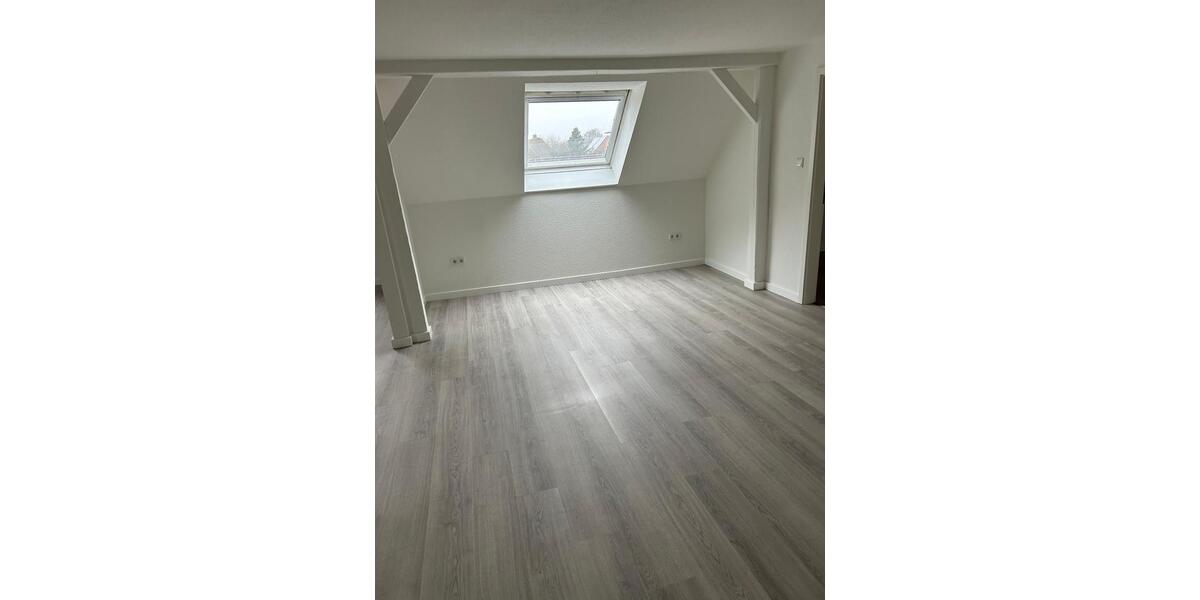 Dachgeschoßwohnung Risum-Lindholm Lindholm - 3.5 Zimmer, 109 m&sup2;, 850&euro; | Angebot:26414299