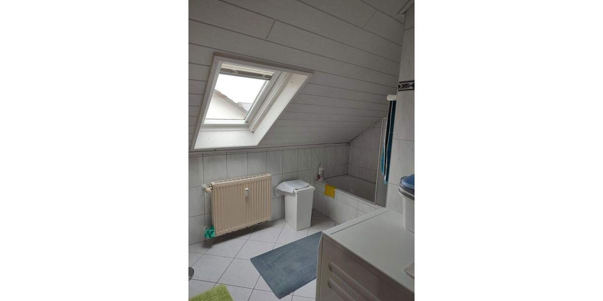 Etagenwohnung Brühl - 3 Zimmer, 72 m&sup2;, 792&euro; | Angebot:25570423