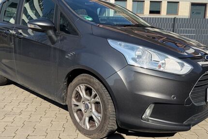 Ford B-Max 73.757 km 6.900 &euro; Frankfurt am Main / Bergen-Enkheim 60388