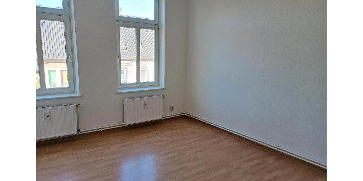 Etagenwohnung Güstrow - 3 Zimmer, 74 m&sup2;, 575&euro; | Angebot:26383757
