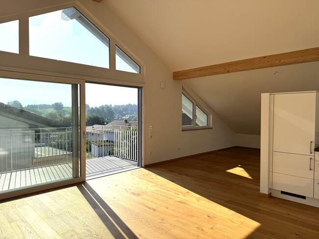 Murnau: barrierefreie Dachgeschoßwohnung - ruhig, zentral, top modern