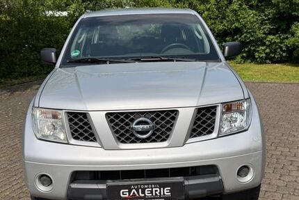 Nissan Pathfinder 165.112 km 11.900 &euro; Lennestadt 57368