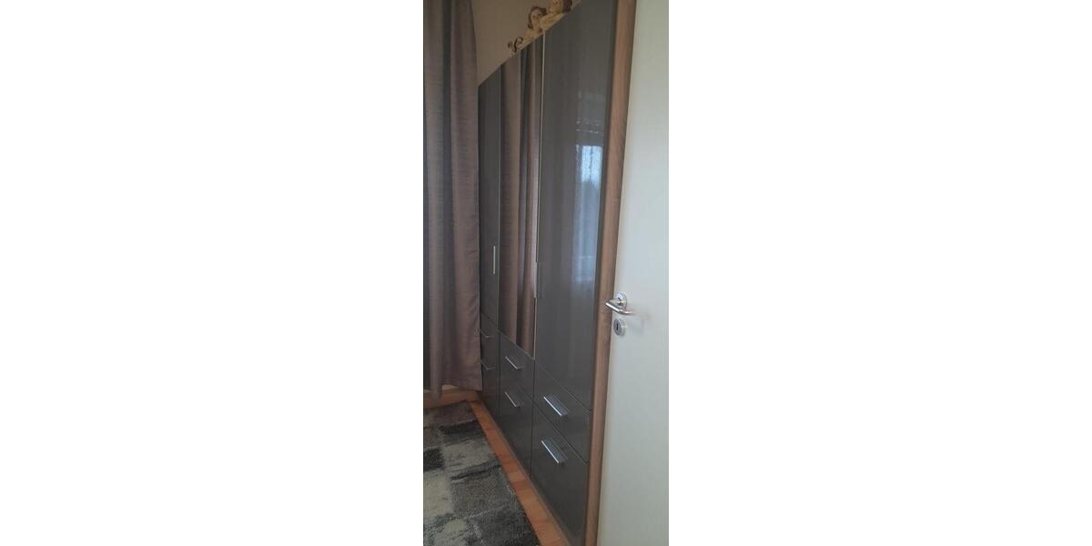 Etagenwohnung Landstuhl - 4 Zimmer, 95 m&sup2;, 200.000&euro; | Angebot:27236793
