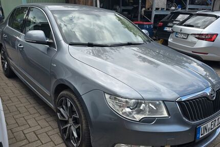 Skoda Superb 210.000 km 6.000 &euro; Hamburg 22113