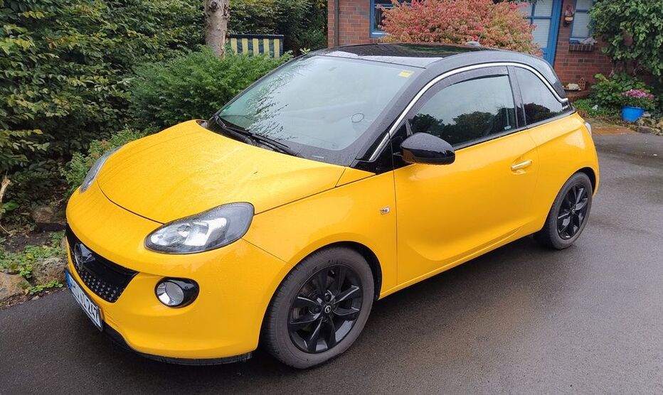 Opel Adam 60.700 km 9.400 € Wilhelmshaven 26386