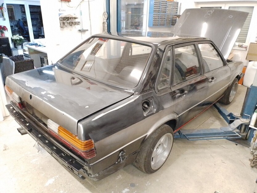 Audi 80