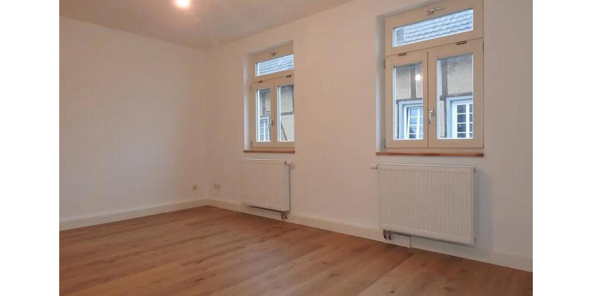 Einfamilienhaus Grafschaft - 7.5 Zimmer, 197 m&sup2;, 560.000&euro; | Angebot:26463585