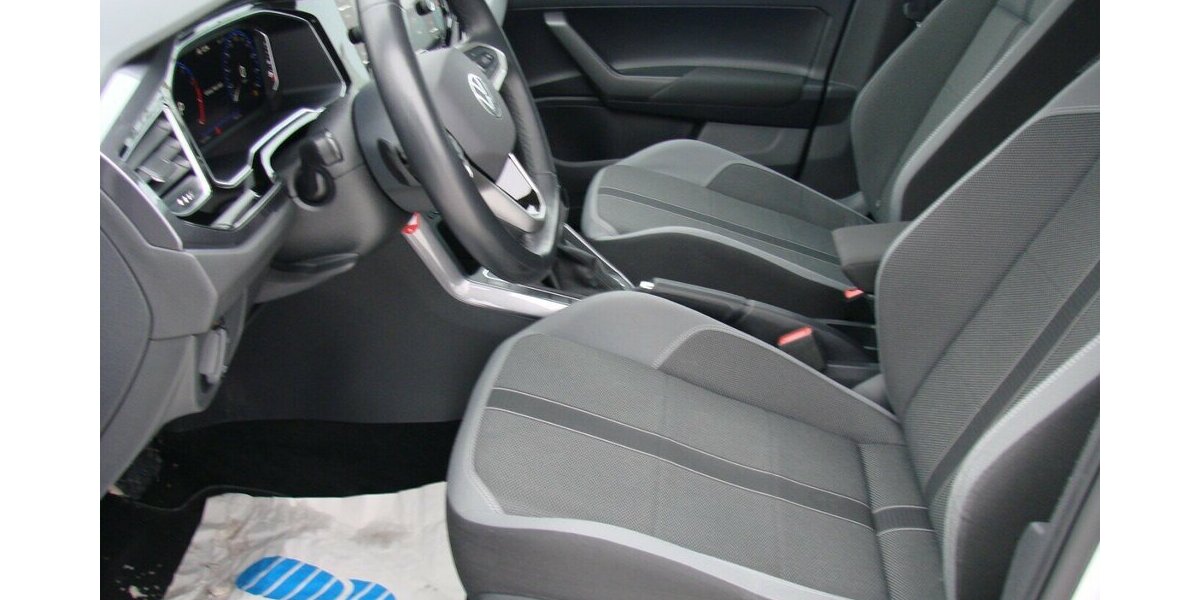 VW Polo VI 1.0TSi Style ACC IQ-LIGHT BMT DSG 19.923 km 17.980 &euro; Falkensee 14612
