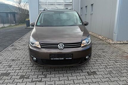 VW Touran 265.000 km 5.100 &euro; GELDERN 47608