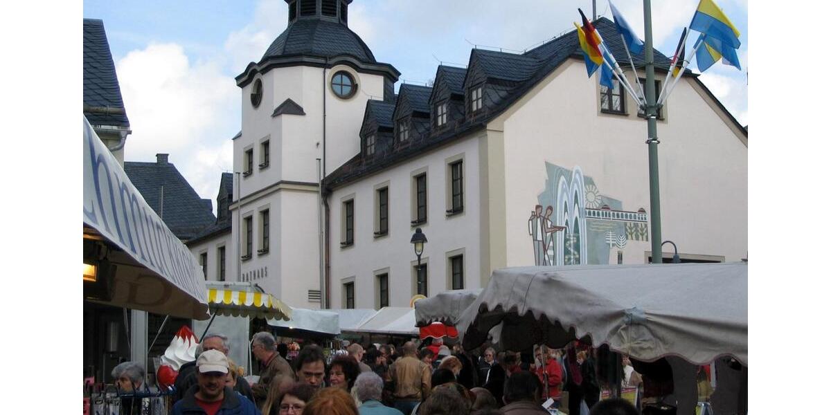 LADENGESCHÄFT oder Büro beides bin ich schon gwesen :-) zimmer