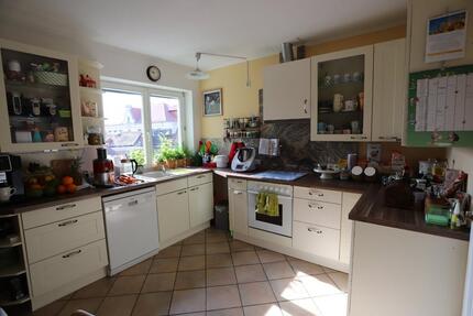 Großzügige 3-Raumwohnung mit Süd-Dachterrasse und Fußbodenheizung 3 zimmer