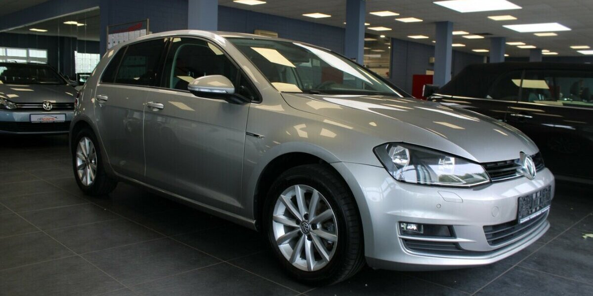 VW Golf 1.2 TSI BlueMotion Lounge 95.780 km 10.780 € Euskirchen 53881