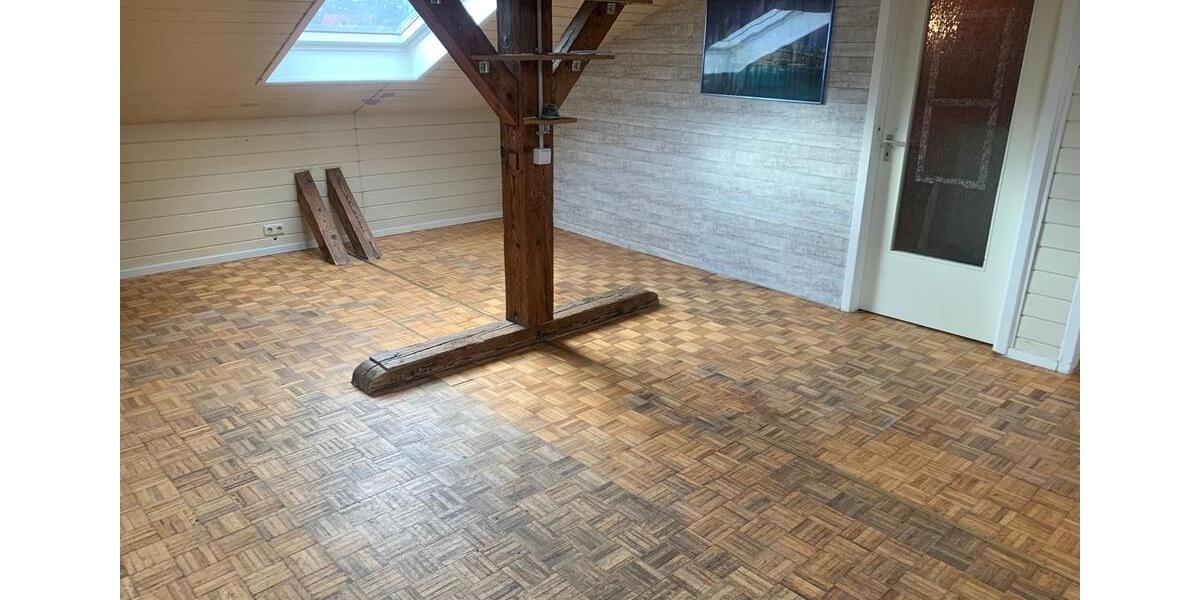 Dachgeschoßwohnung Peißenberg - 2.5 Zimmer, 65 m&sup2;, 860&euro; | Angebot:26041338