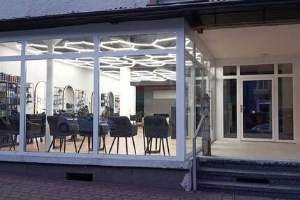 Wohn-Geschäftshaus in Saarwellingen 8 zimmer