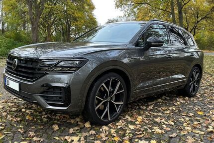 VW Touareg 50.200 km 55.450 € Duisburg 47259