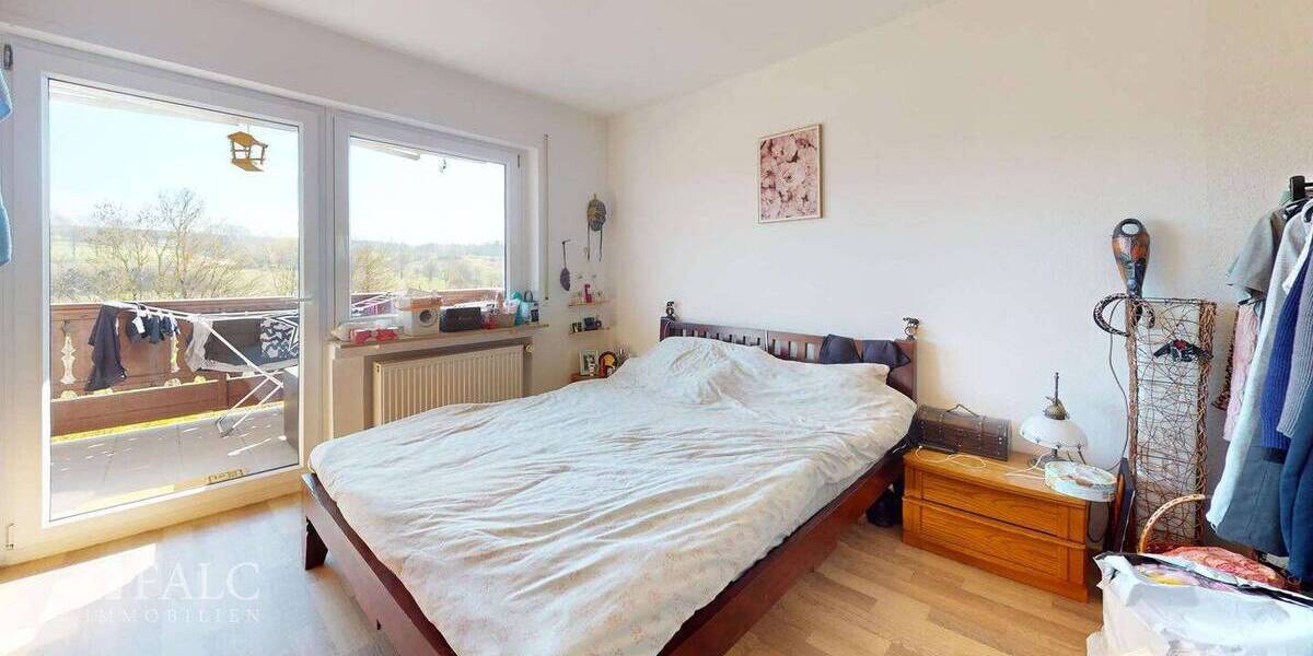 Mehrfamilienhaus, Wohnhaus Östringen Tiefenbach - 9 Zimmer, 220 m&sup2;, 750.000&euro; | Angebot:26160521