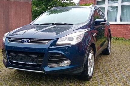 Ford Kuga 145.000 km 6.999 &euro; Paderborn 33102