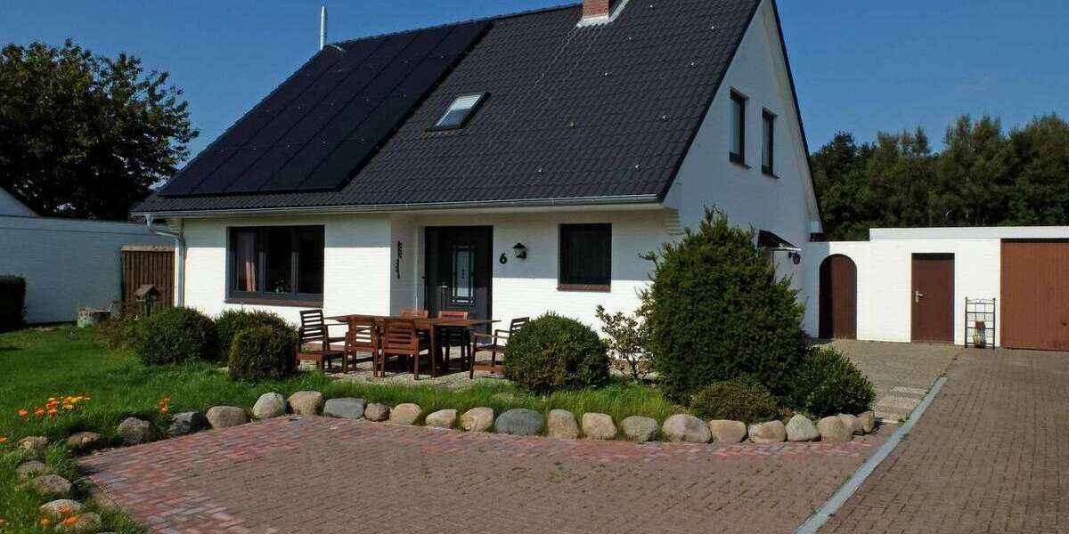 Einfamilienhaus Pellworm - 6 Zimmer, 130 m&sup2;, 950.000&euro; | Angebot:26002371