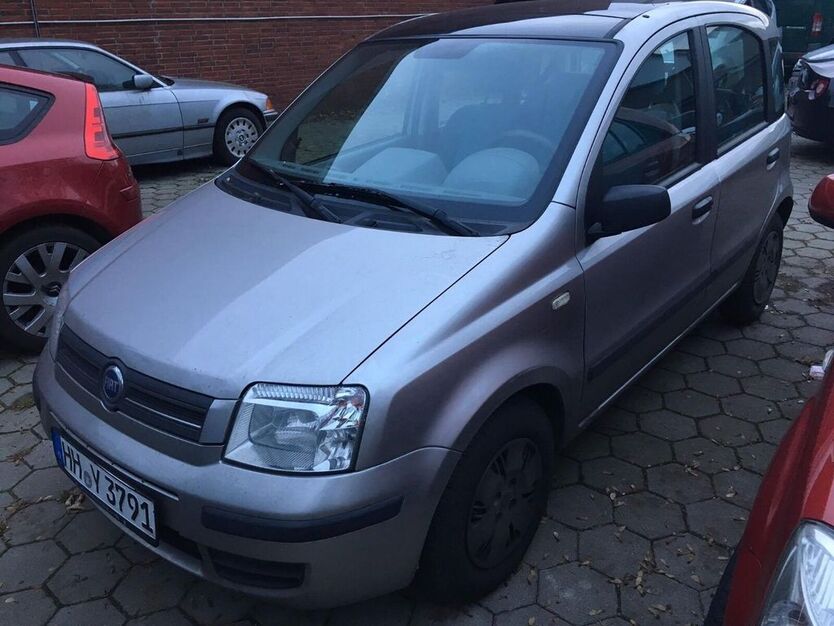 Fiat Panda 99.000 km 2.100 € Hamburg 20537
