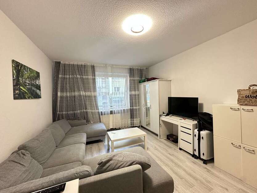 Wohnung zum Kaufen in Düsseldorf 172.000 € 47.1 m²