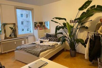 Wohnung Köln Lindenthal - 5 Zimmer, 118 m&sup2;, 600&euro; | Angebot:25417064