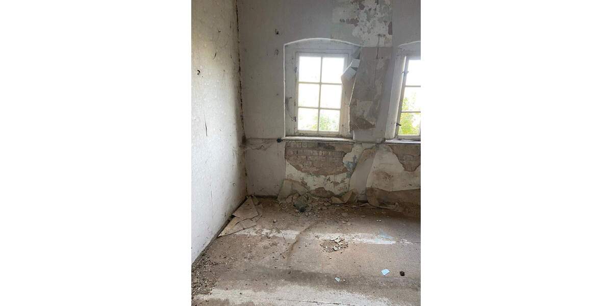 Mehrfamilienhaus, Wohnhaus Kaiserpfalz Wendelstein - 2 Zimmer, 400 m&sup2;, 150.000&euro; | Angebot:26878663