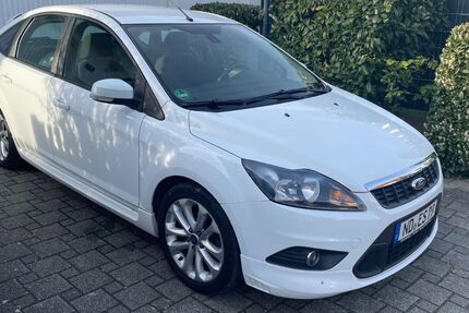 Ford Focus 124.000 km 5.000 &euro; Karlskron 85123